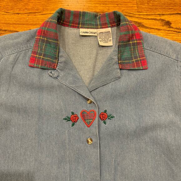 VTG Cabin Creek Women's L Denim Button Up Heart Roses Embroidery Cottage Core - Picture 2 of 10
